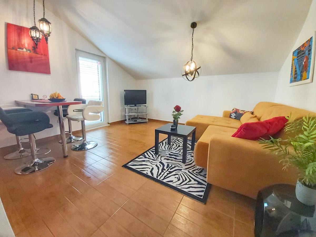 Adria Apartments And Rooms ドゥブロブニク エクステリア 写真