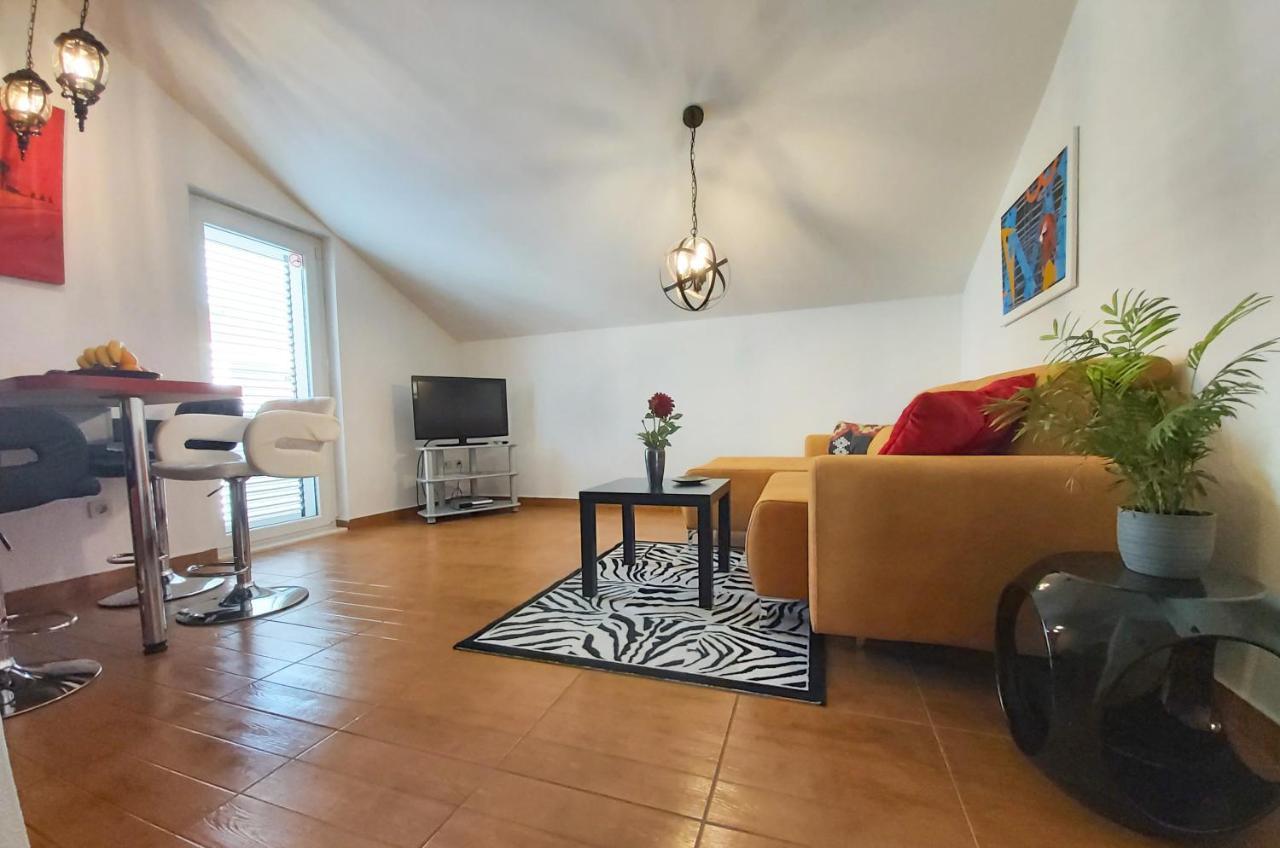 Adria Apartments And Rooms ドゥブロブニク エクステリア 写真